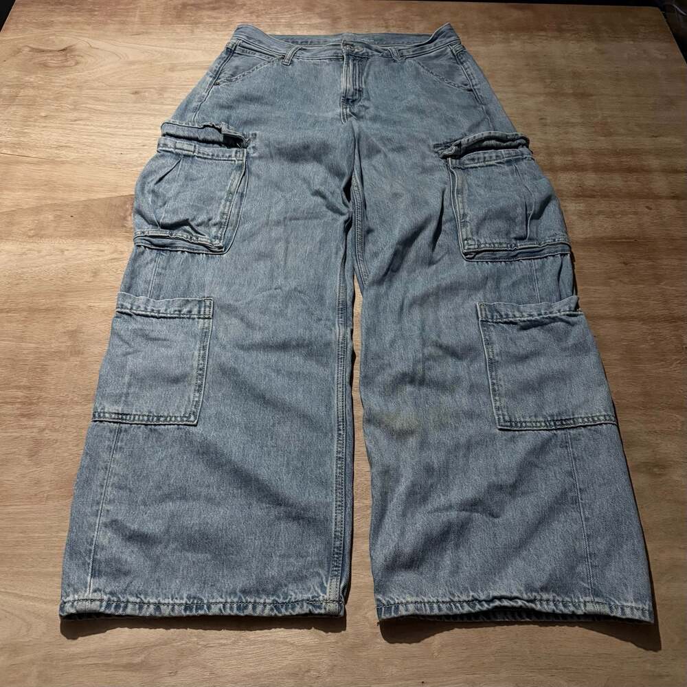 Old Navy Dartsy Wide Leg Ditsy Wide Leg Cargo Jeans Size 6